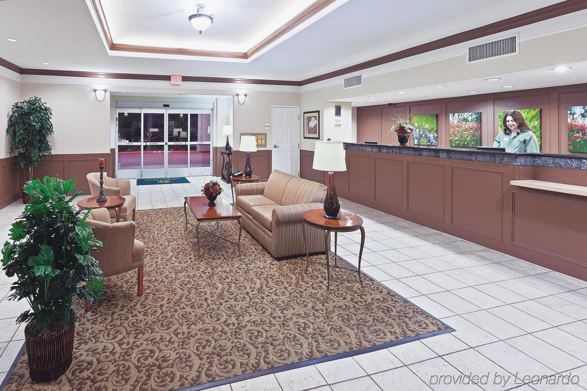 Palacio Royale Inn Signature Katy Exterior photo