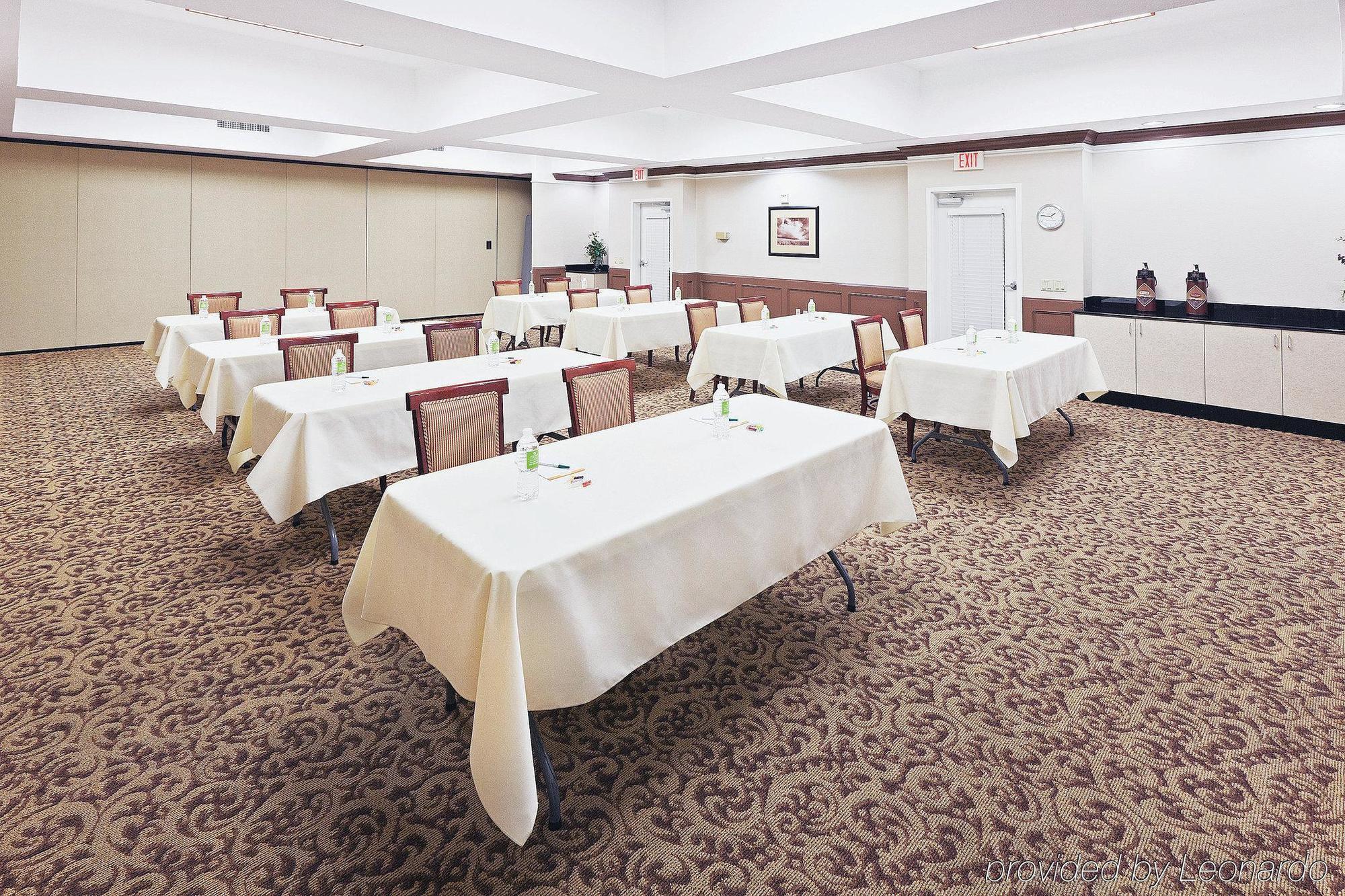 Palacio Royale Inn Signature Katy Exterior photo